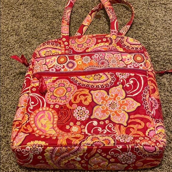 Vera Bradley Tote! Raspberry Fizz Pattern - Picture 5 of 8